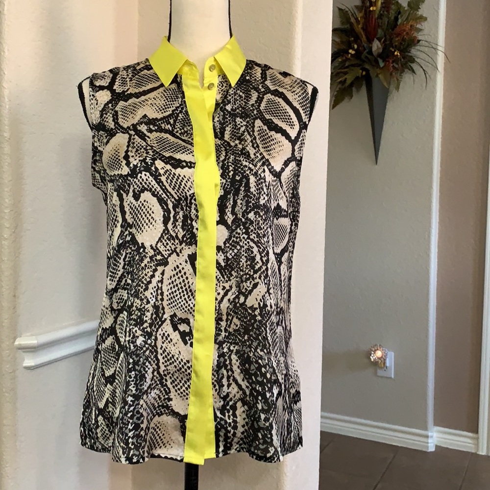 Violet and Claire black & yellow snakeskin top S